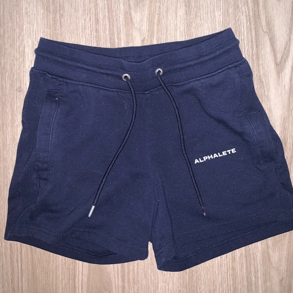 Alphalete Essential Short- Navy